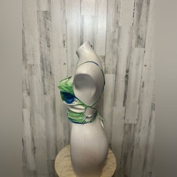 Green crop top - Picture 4 of 8